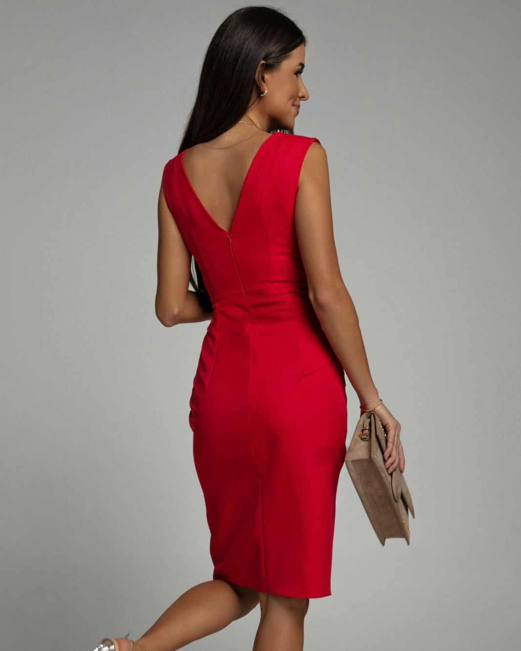Fresia | Vestido de Mulher justo com decote em V e fenda