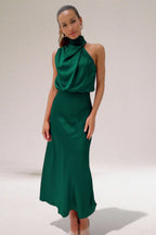 Flavia | Vestido de Mulher Halter de Cetim Glamouroso