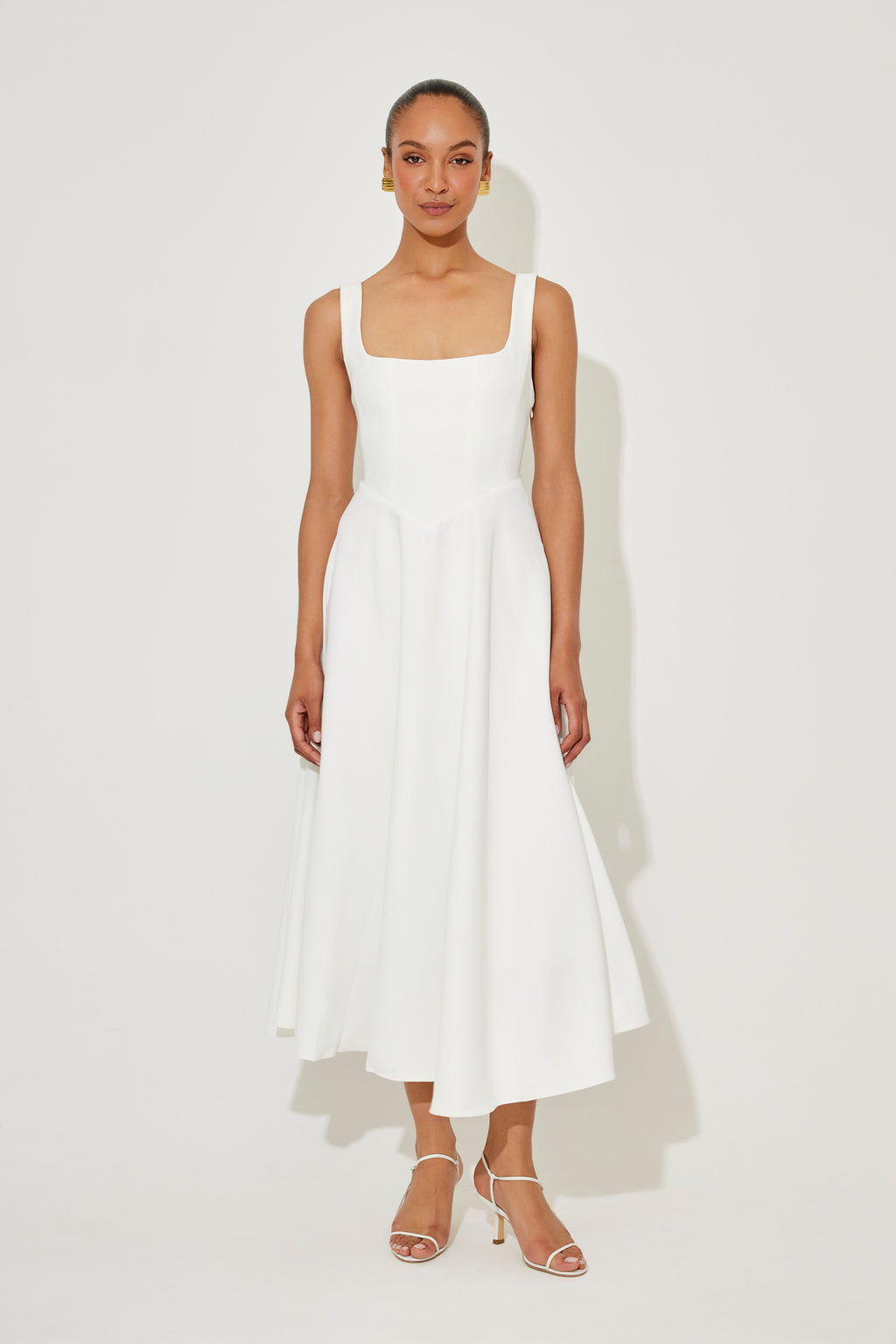 Amelia™ | Vestido midi fluido e atemporal