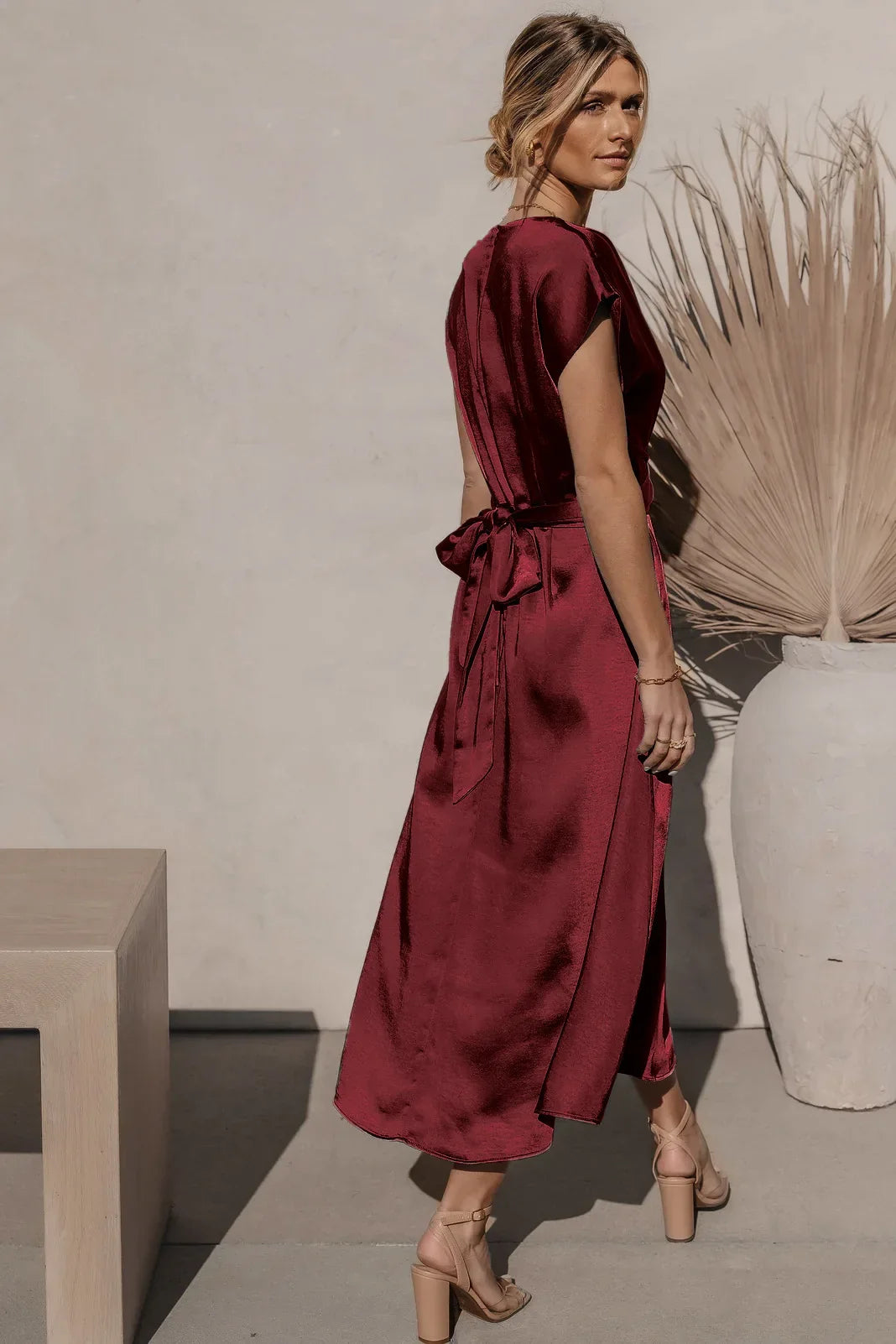 Kyra™ | Vestido de cetim elegante