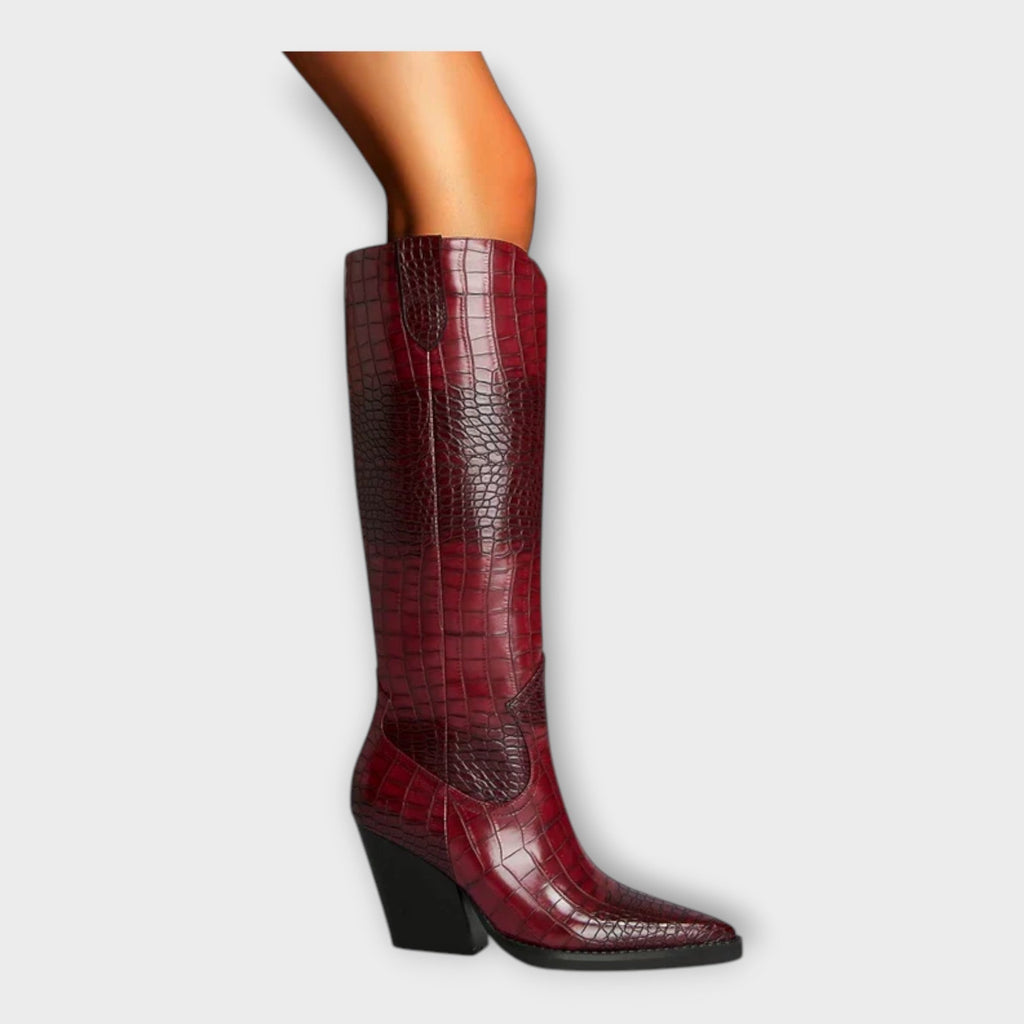 Botas com Design Croco e Salto Elegante